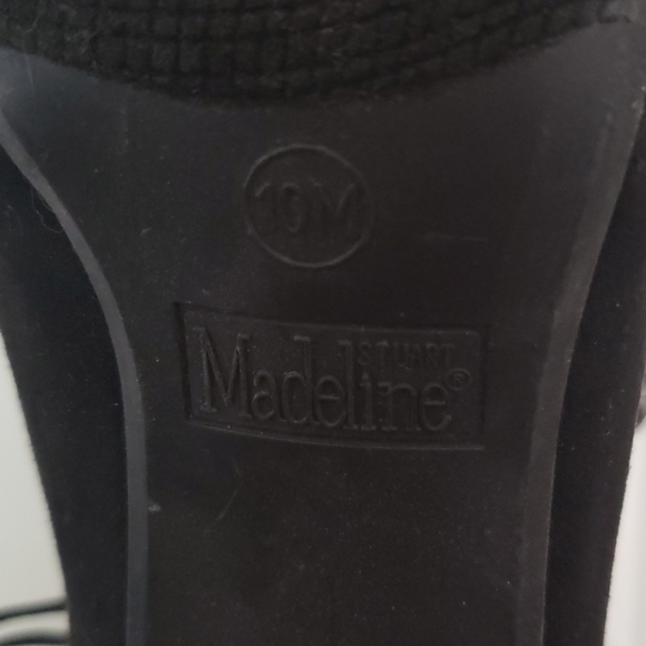 Black Stilleto Open-Toe Heels - Picture 5 of 6